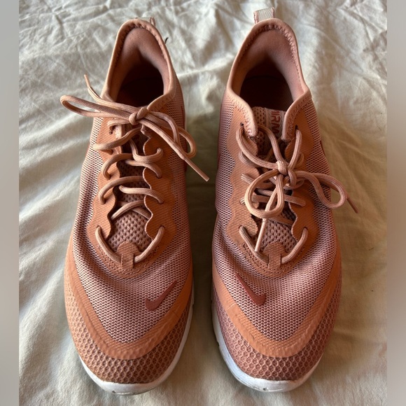 Women’s Nike Air Max Sequent 4.5 - Picture 2 of 5